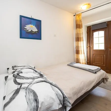 Awesome In With Wifi 公寓